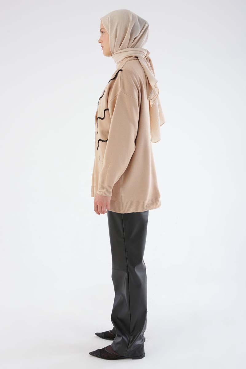 Bej-Püskül Nakışlı V Yaka Triko Hırka