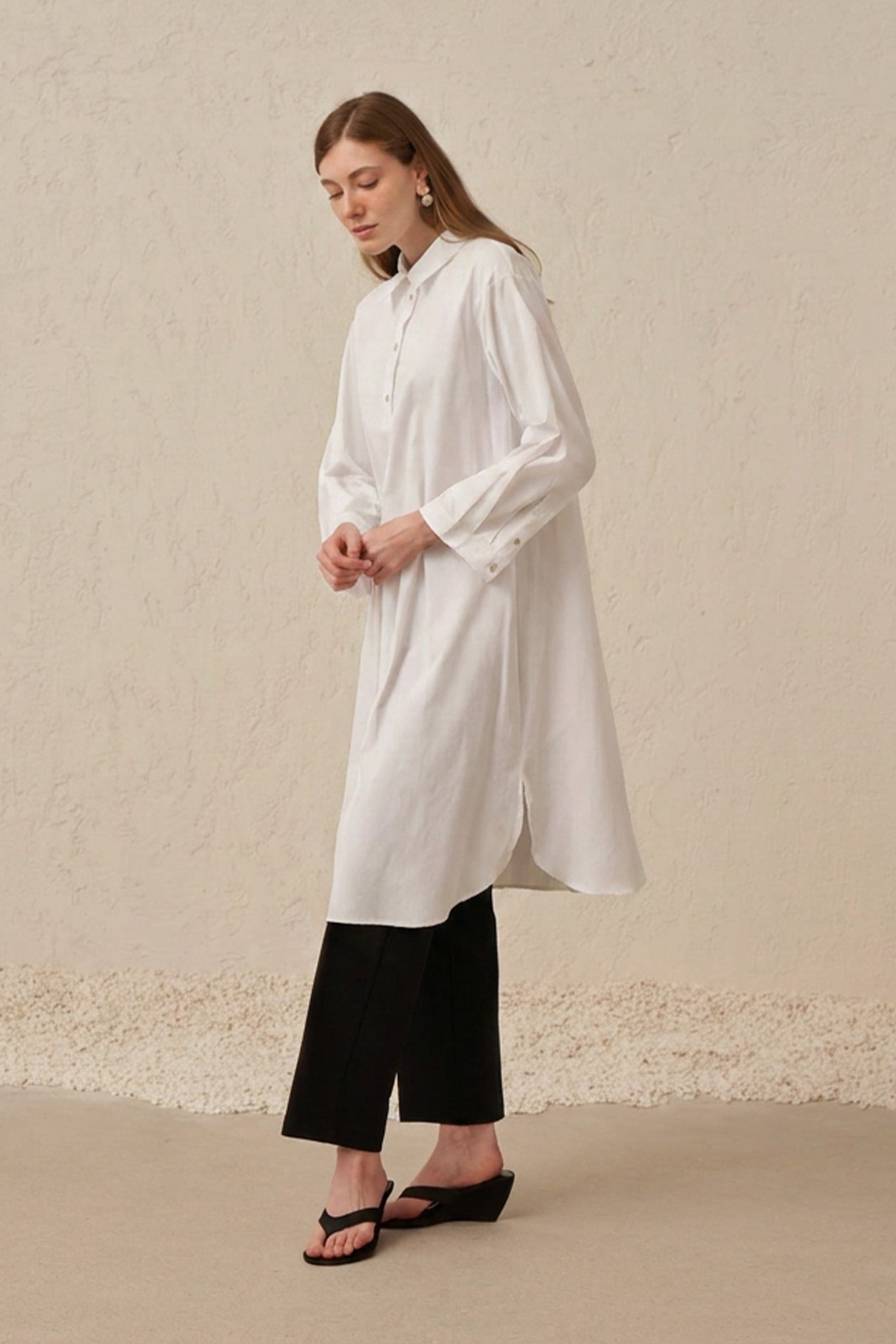 Beyaz-Düğme Detaylı Poplin Tunik