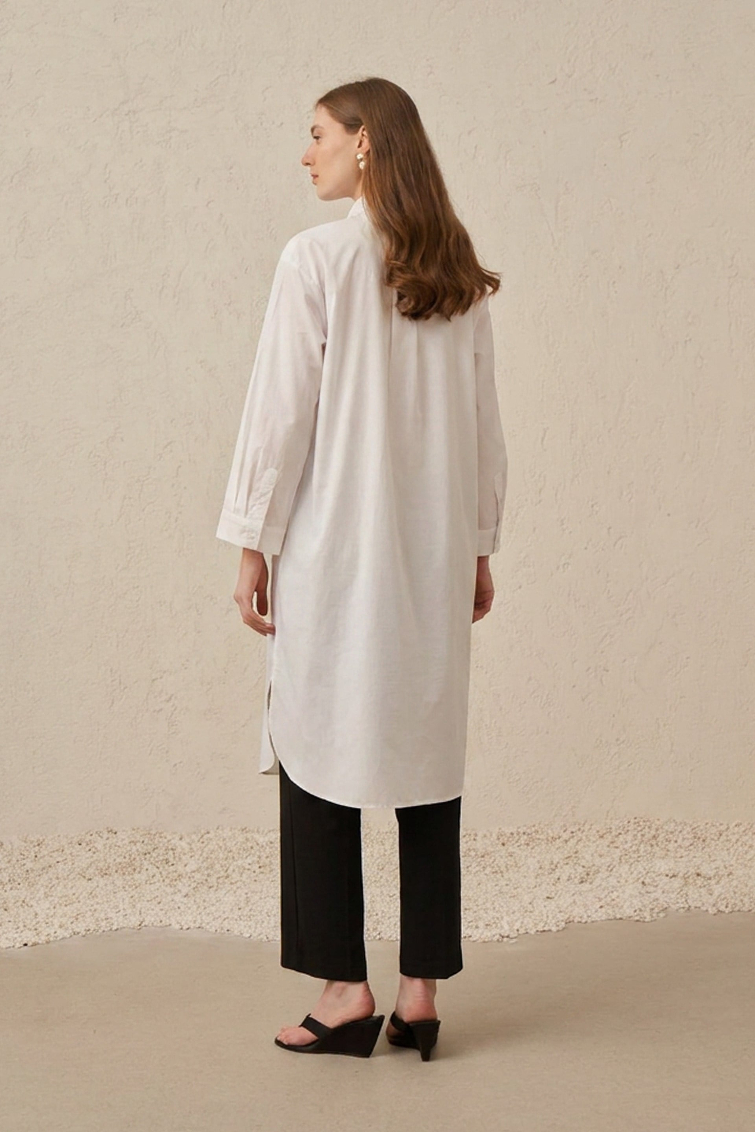 Beyaz-Düğme Detaylı Poplin Tunik