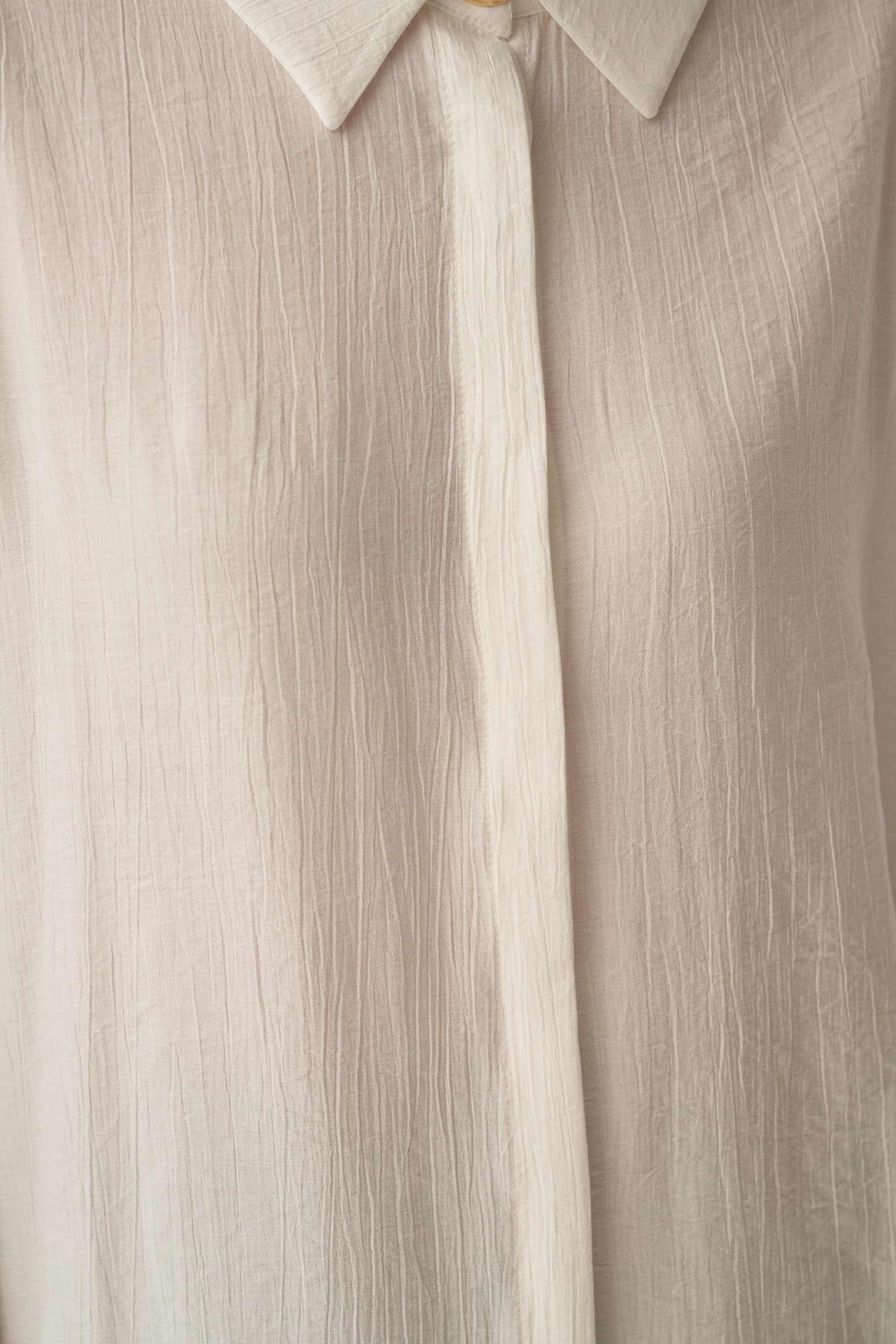 Beyaz-Kırışık Efektli Şık Poplin Gömlek