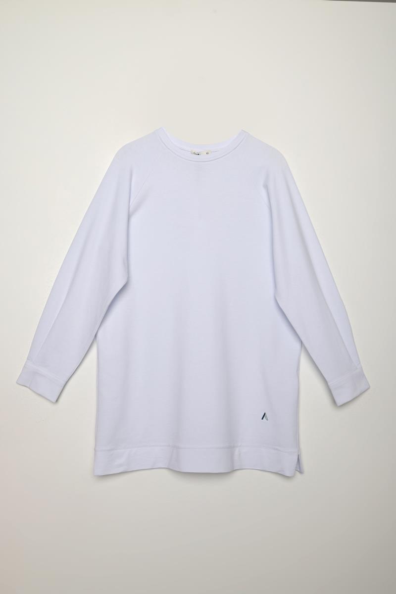 Beyaz-Pamuklu Reglan Kol Manşetli Yanları Yırtmaçlı Sweat Tunik