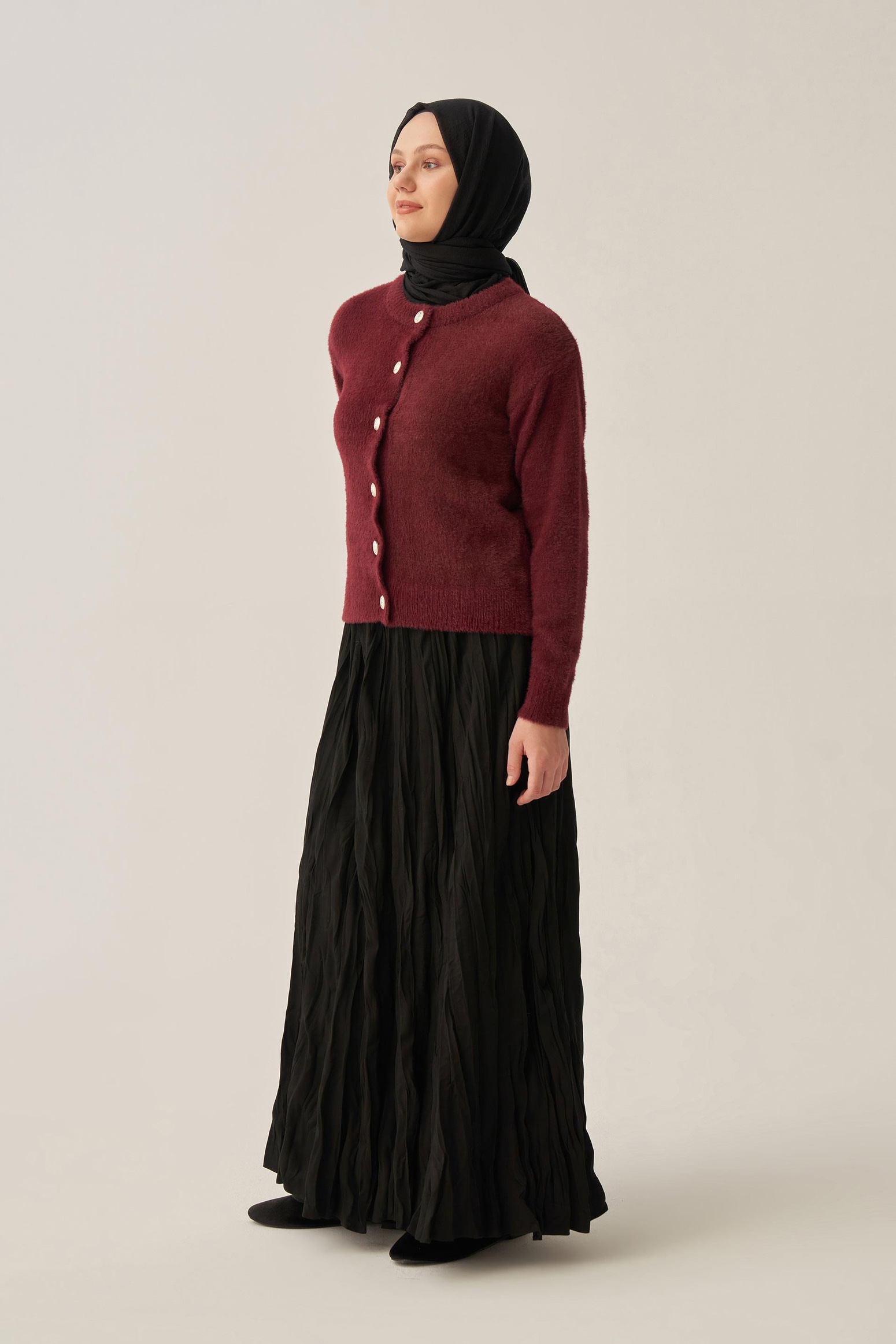 Bordo-Yumuşak Dokulu Dügmeli Hırka