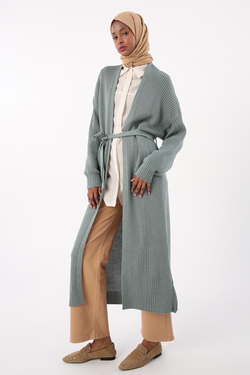 Cardigan tricoté long à ceinture côtelée vert