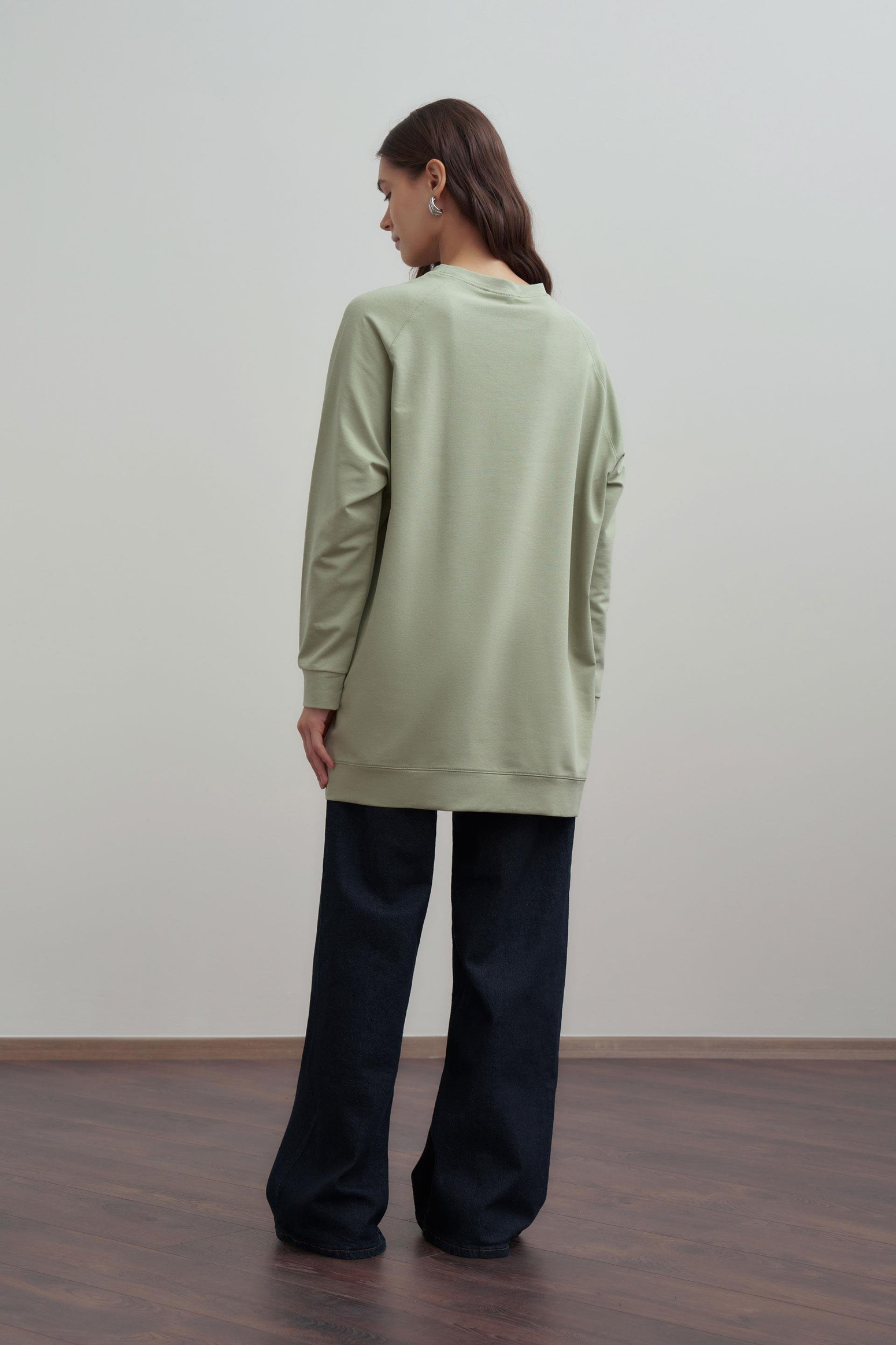 Defne-Bisiklet Yaka Reglan Kol Sweatshirt