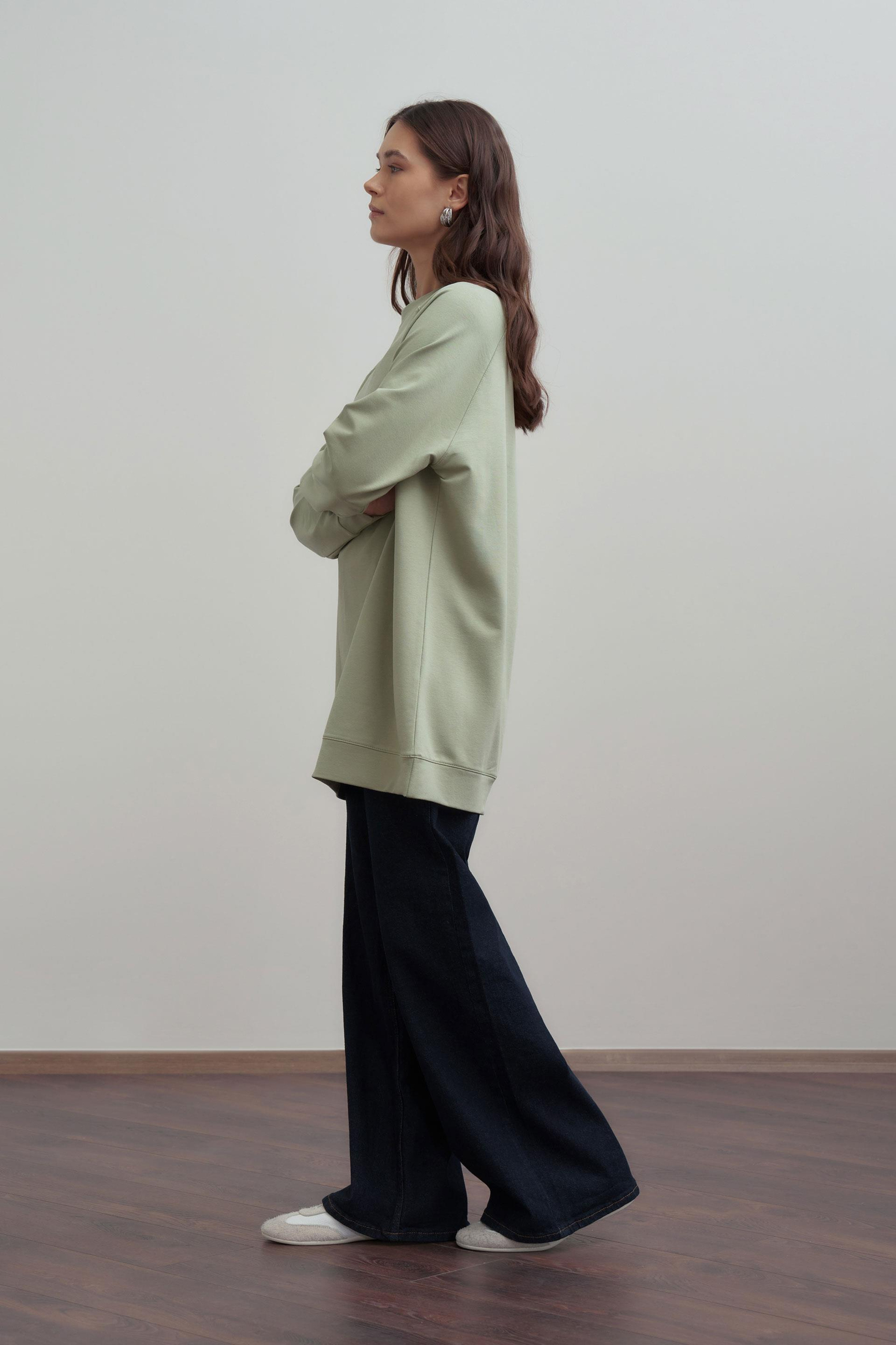 Defne-Bisiklet Yaka Reglan Kol Sweatshirt