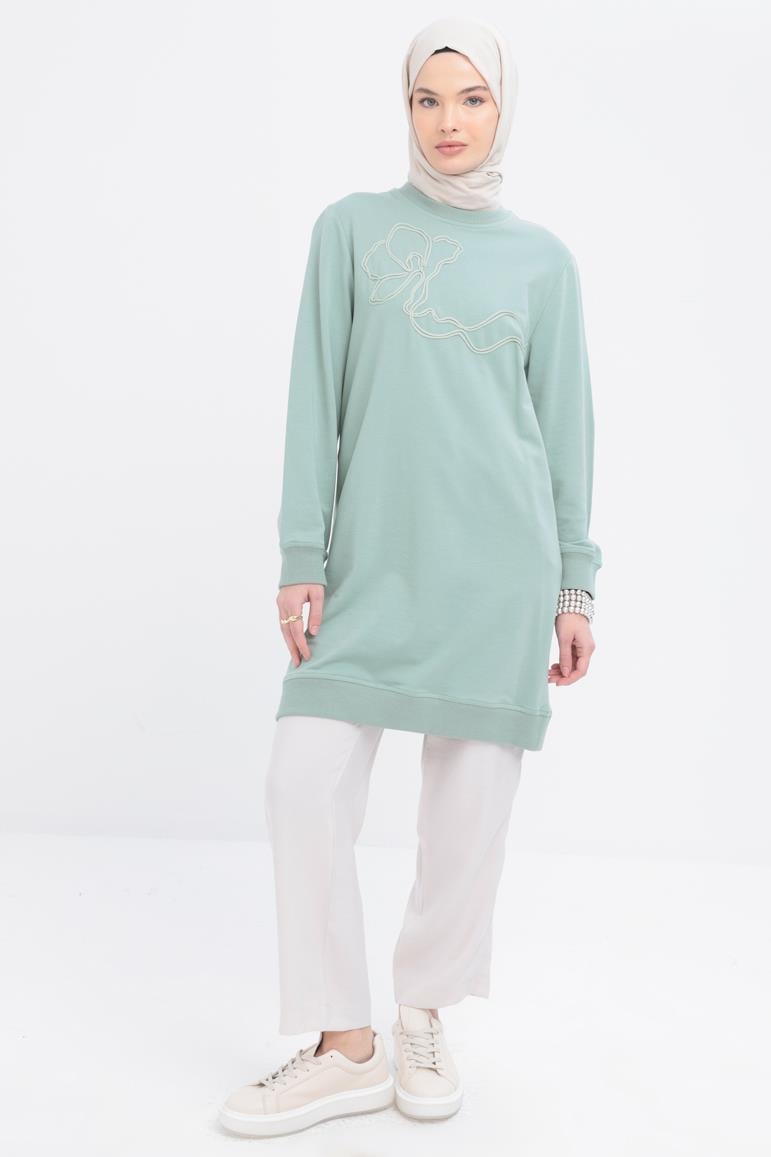 Defne-Önü Nakış Detaylı Sweat