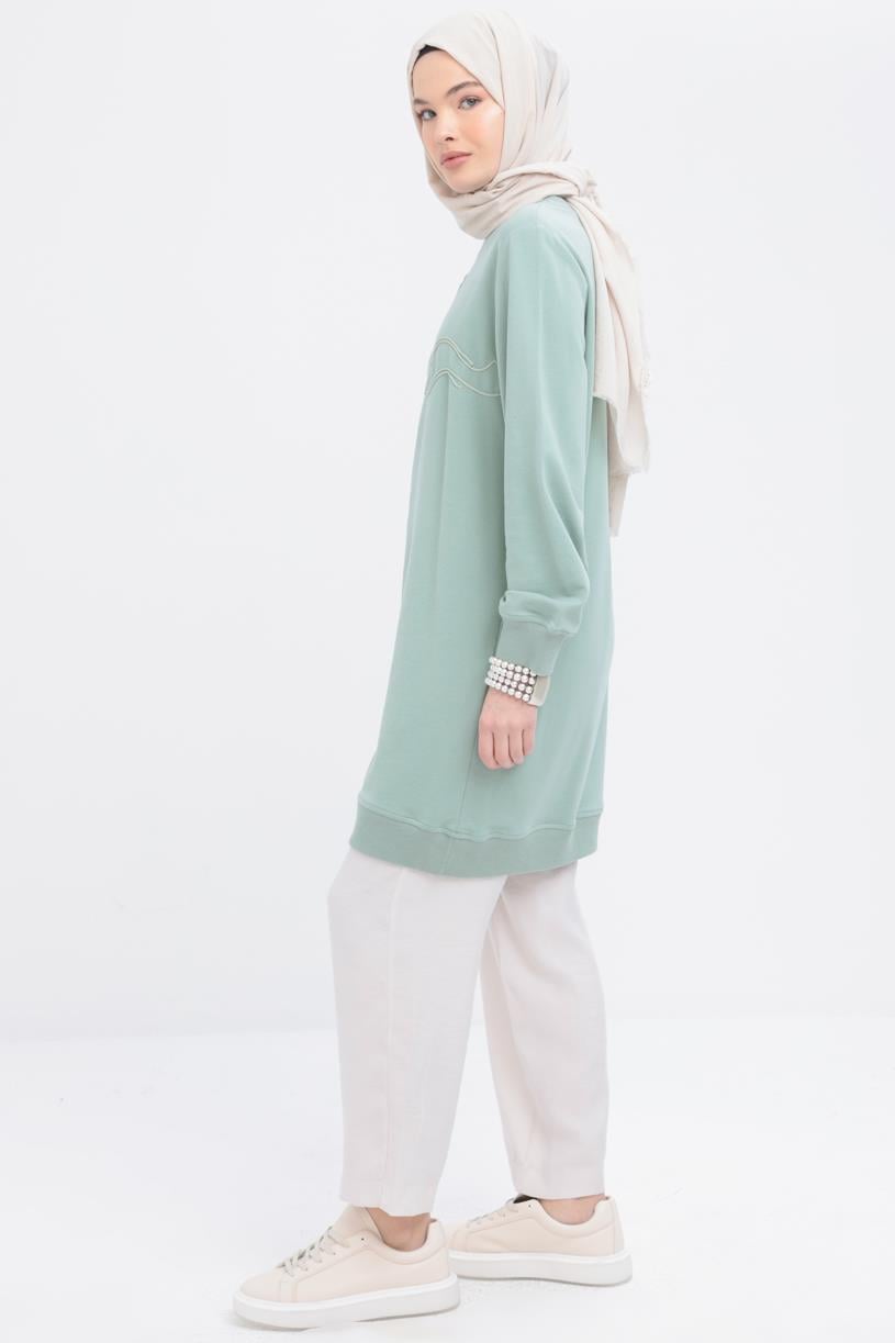 Defne-Önü Nakış Detaylı Sweat