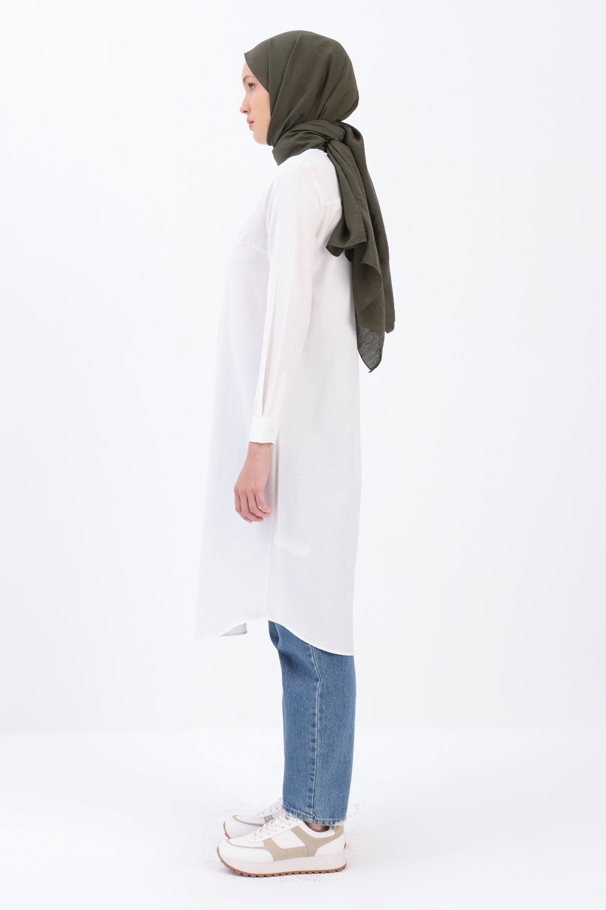 Chemise Longue Écru à Patte Cachée