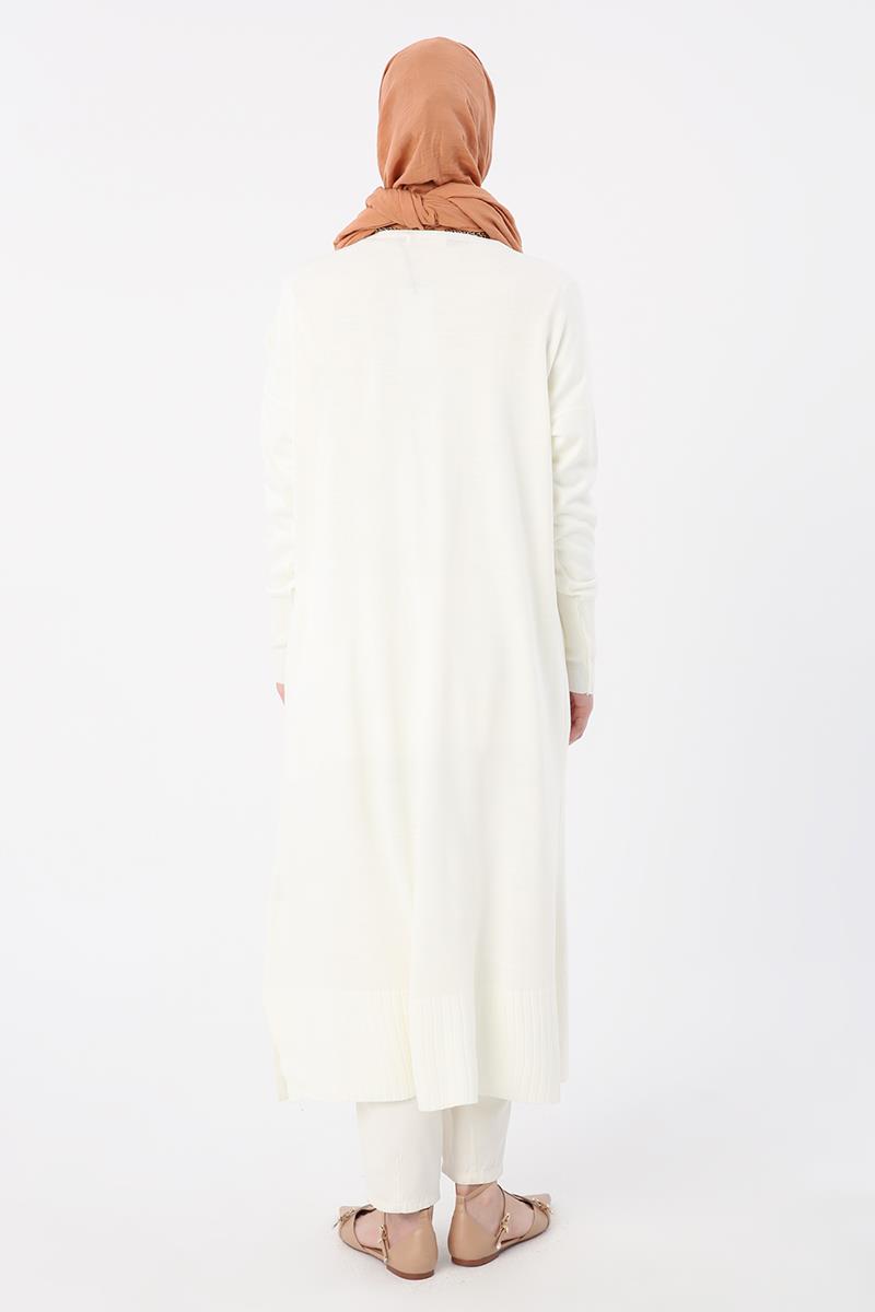 Ecru-V-Neck Buttoned Long Knitted Cardigan