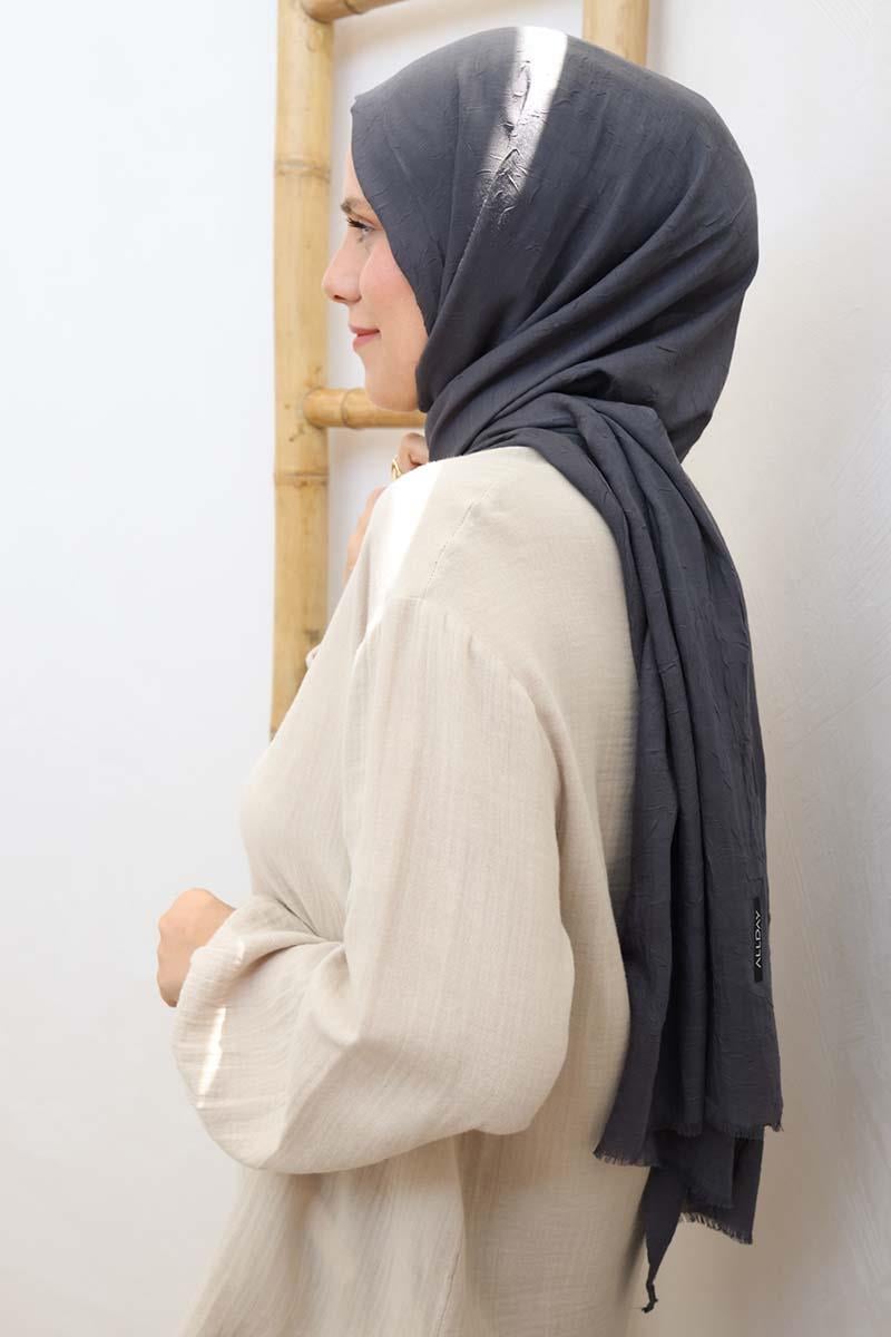 Smoked-Bamboo Kraş Shawl