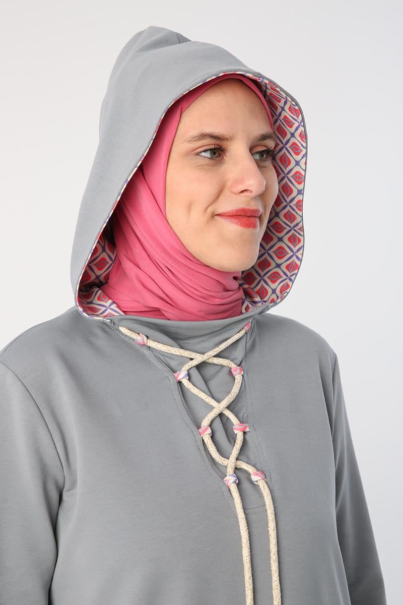 Gri-Bağlama Detaylı Kapüşonlu Uzun Tunik