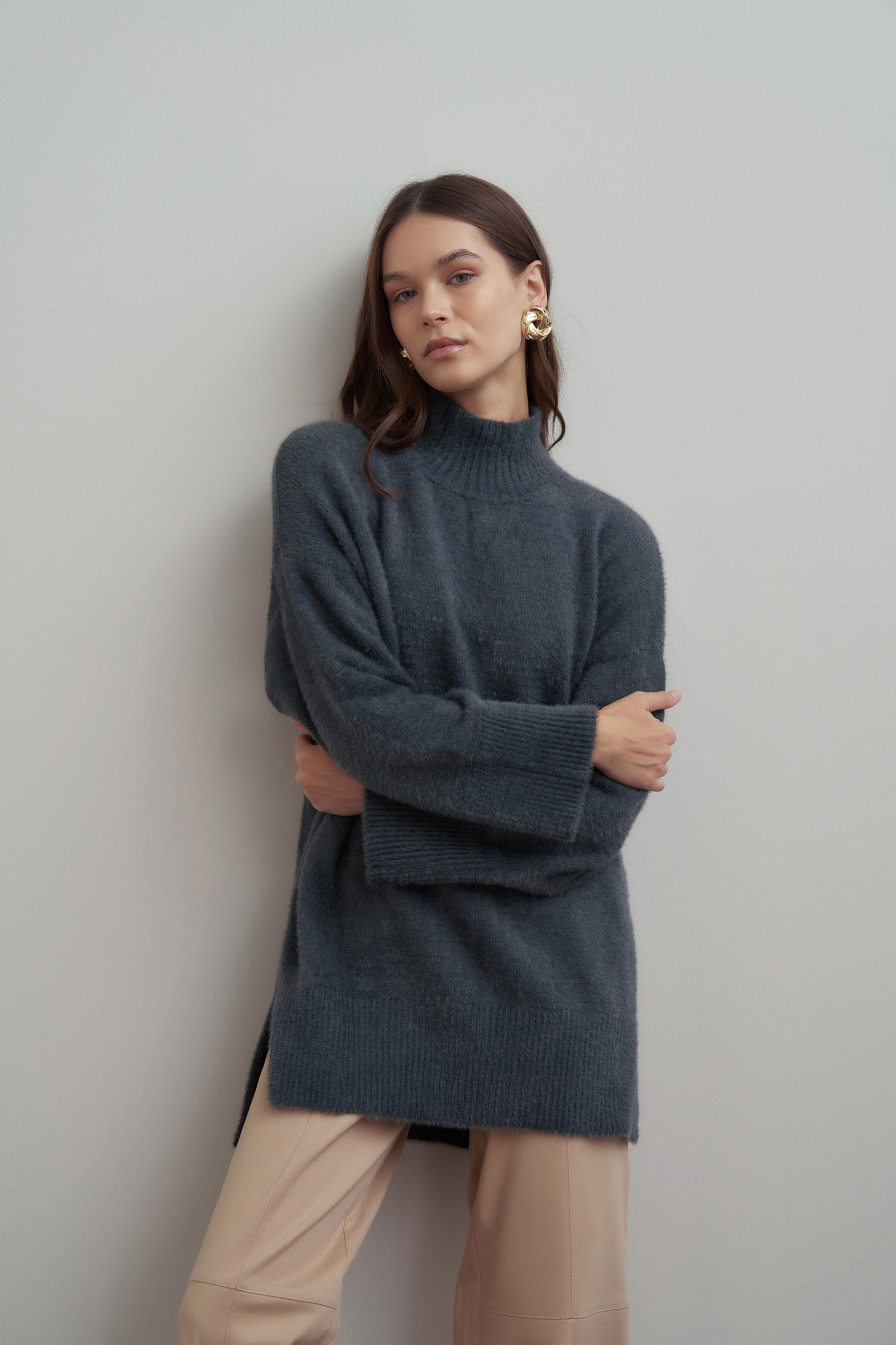 Gri-Balıkçı Yaka Sakal İplik Triko Kazak