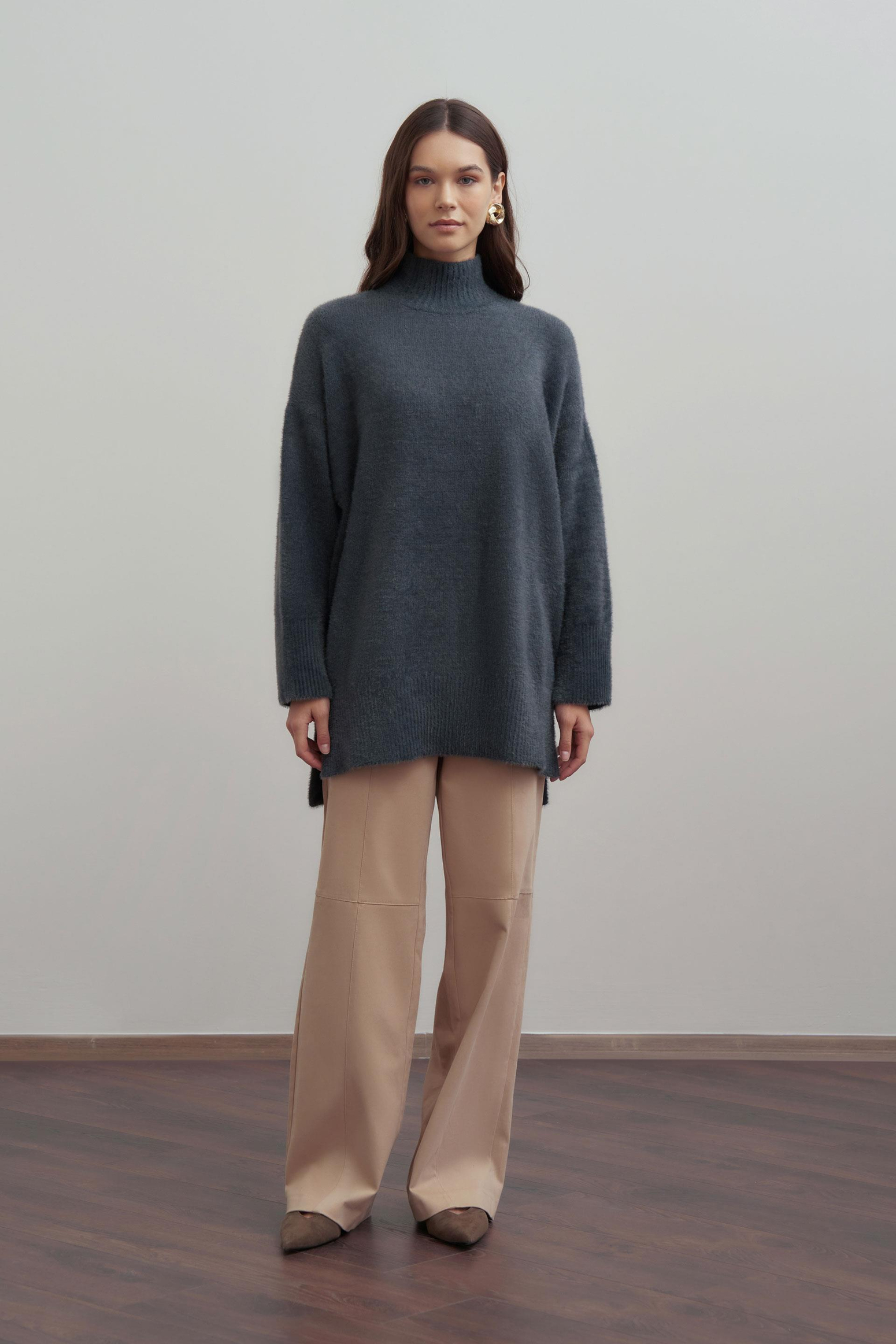 Gri-Balıkçı Yaka Sakal İplik Triko Kazak