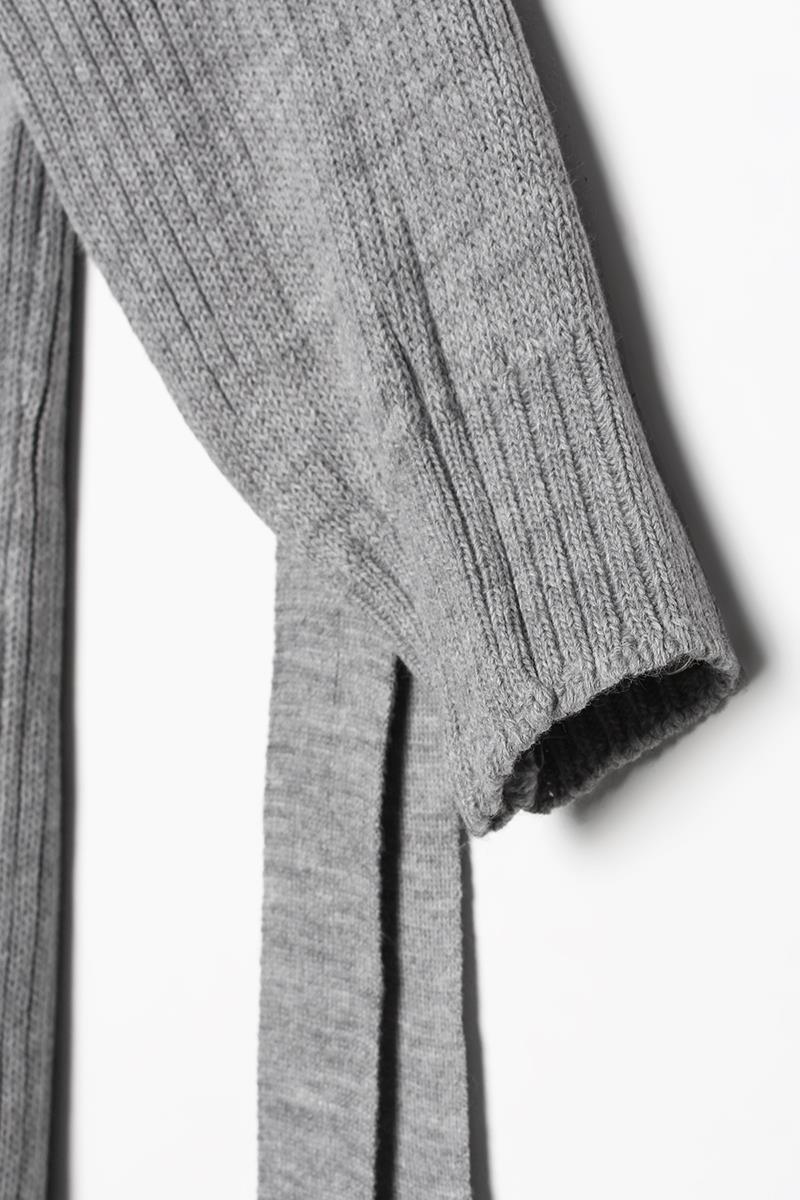 Cardigan long en maille côtelée gris chiné à ceinture