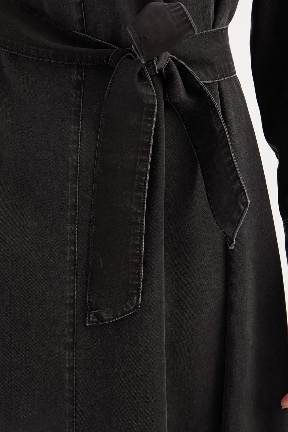 Gri-Yarım Patlı Kuşaklı Denim Elbise