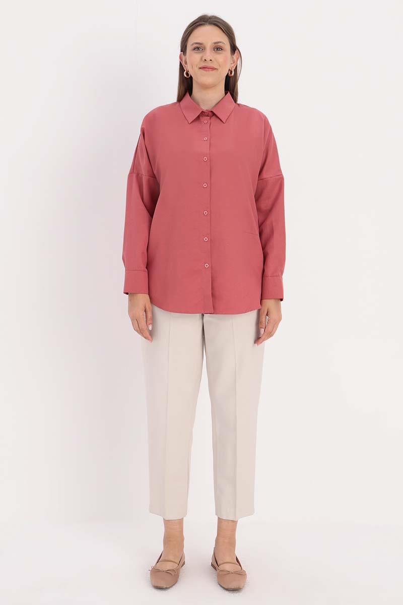قميص أساسي وردي كبير الحجم