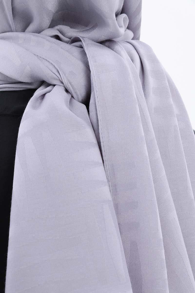 Silbergemusterter Jacquard-Schal