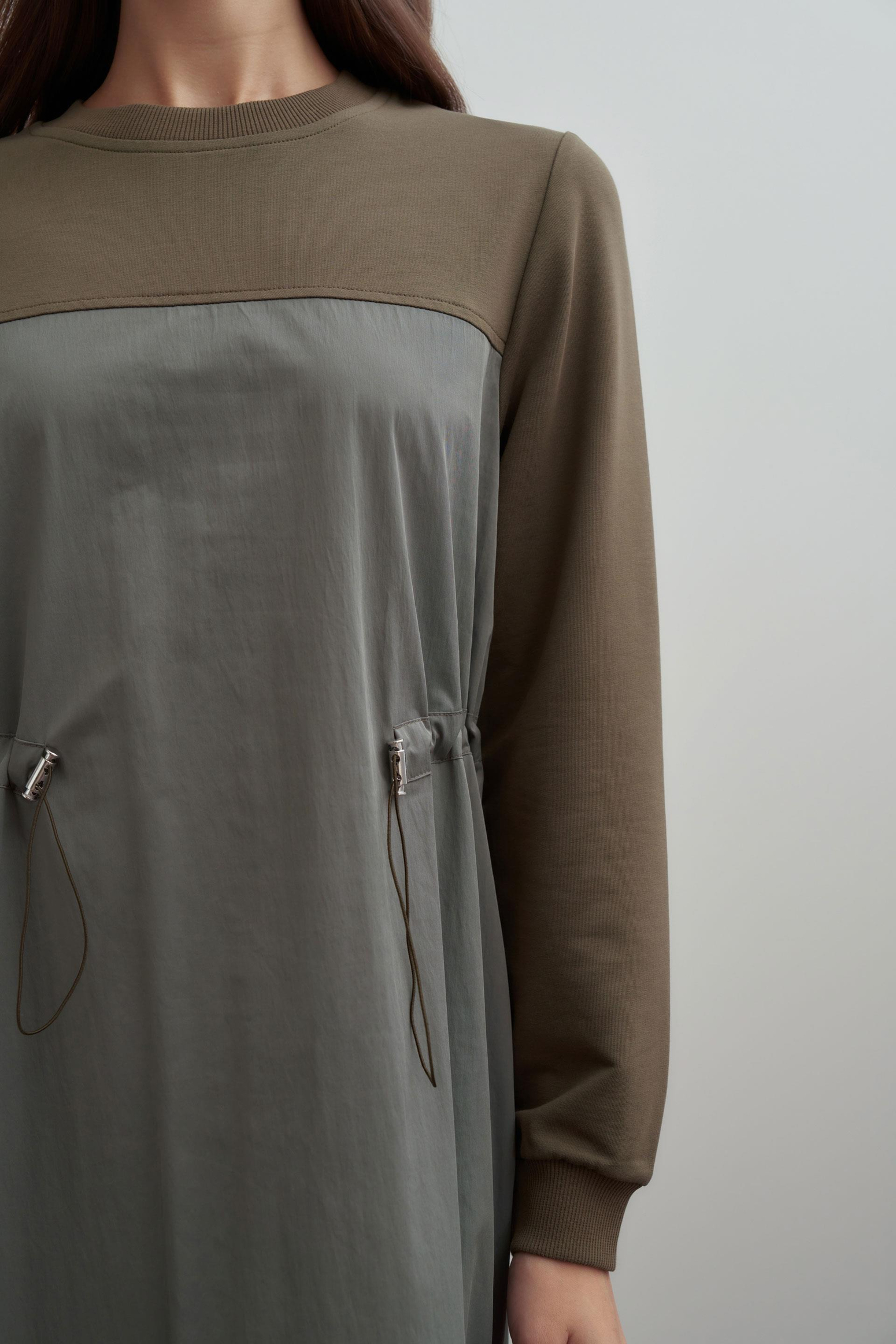 Haki-Pamuklu Lastikli Bel Ayarlı Elbise