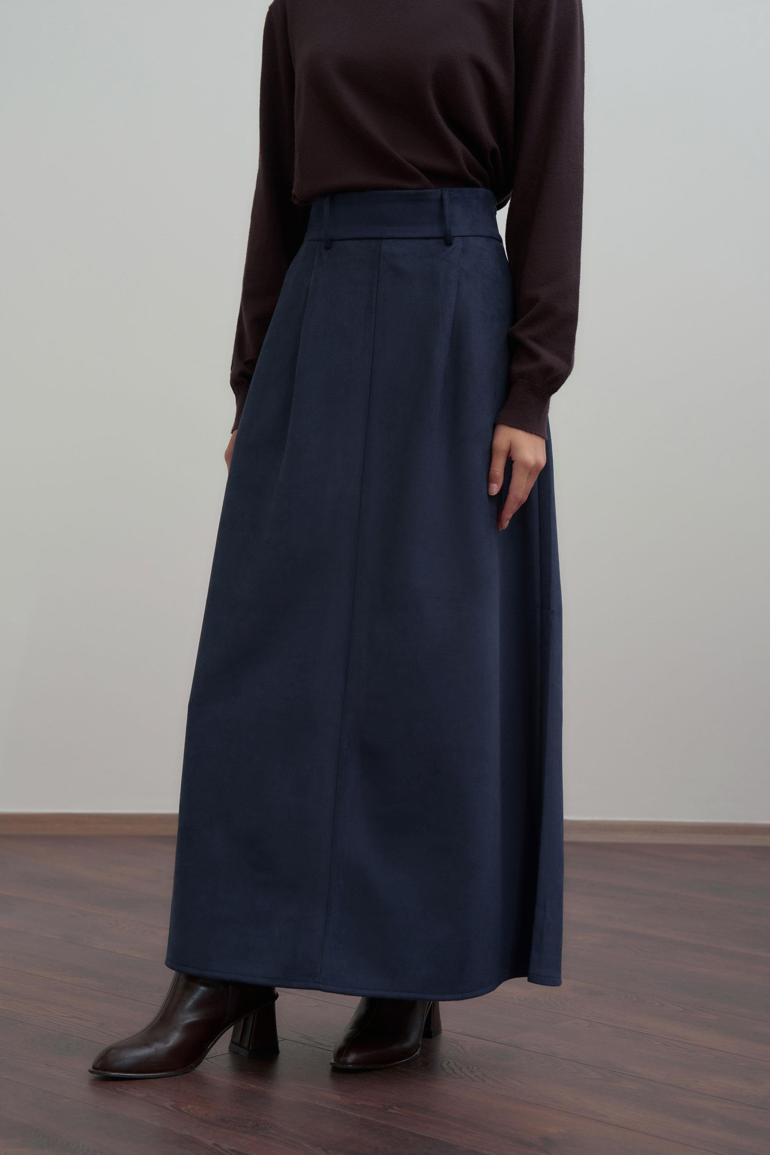 İndigo-Pili Detaylı Scuba Süet Etek