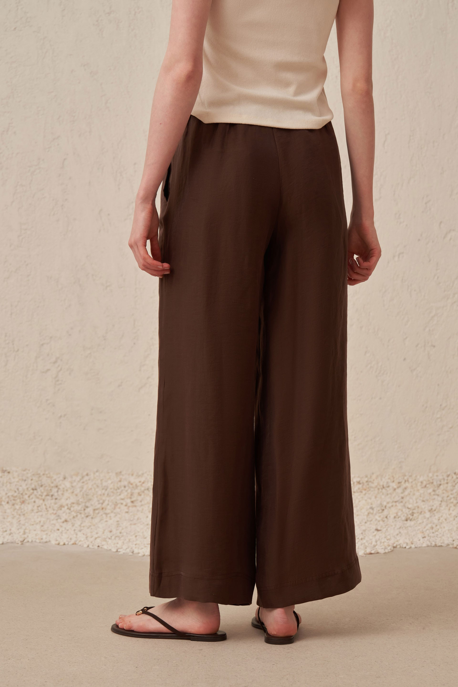 Kahve-Beli Lastikli Geniş Paça Astarlı Pantolon