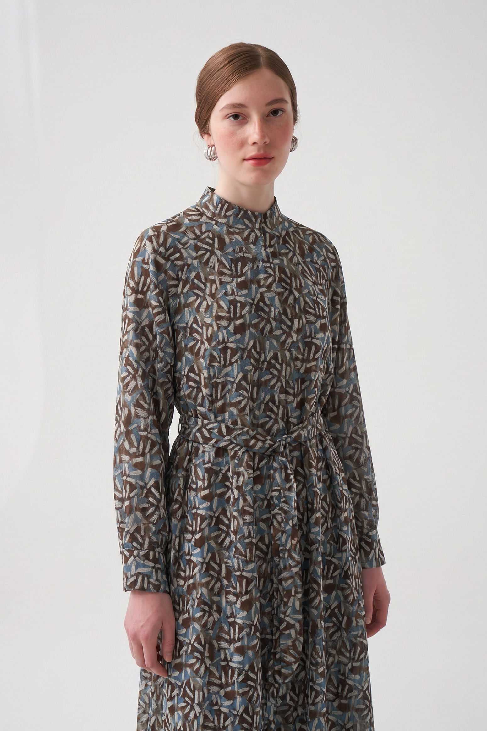 Kahve-Mavi-Reglan Belden Bağlamalı Emprime Elbise