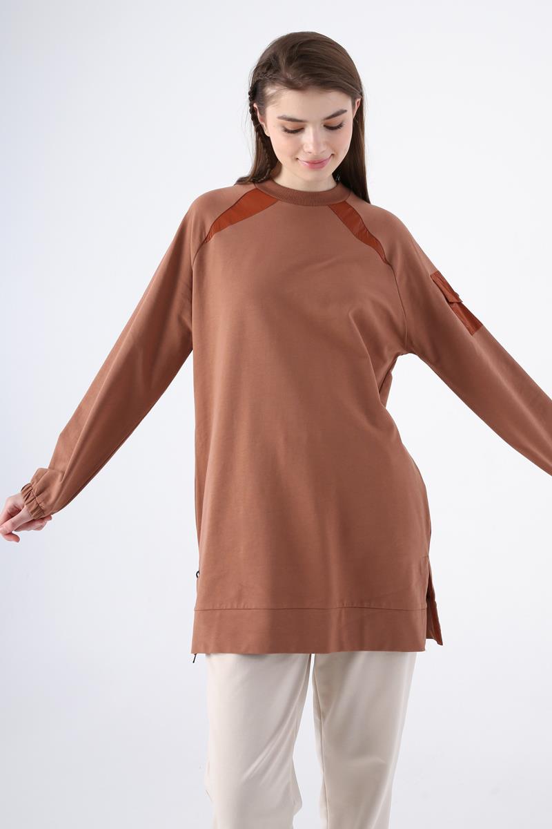 Kahve-Pamuklu Garnili Cep Detaylı Yırtmaçlı Sweat Tunik