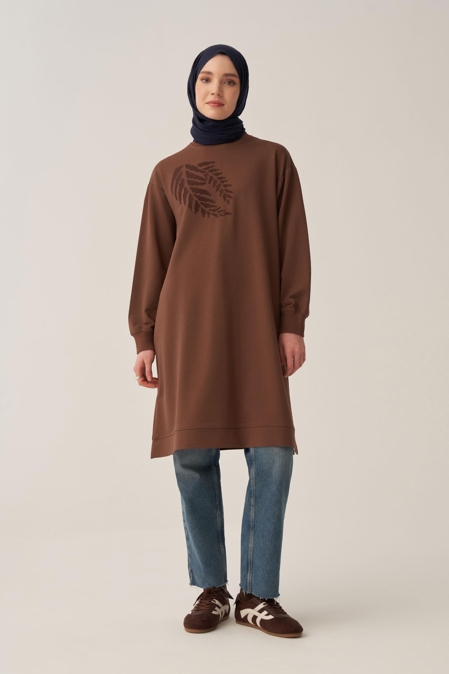 Kahve-Pamuklu Nakışlı Uzun Tunik