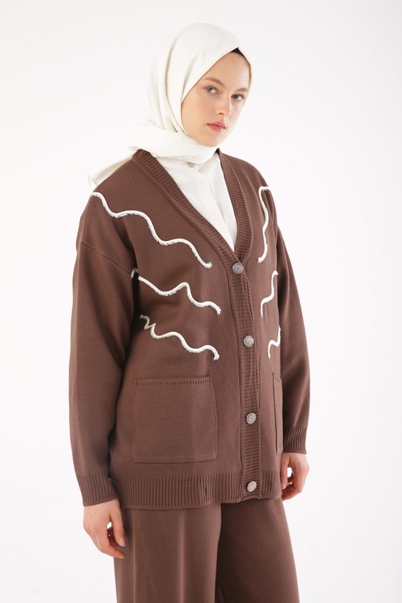 Kahve-Püskül Nakışlı V Yaka Triko Hırka