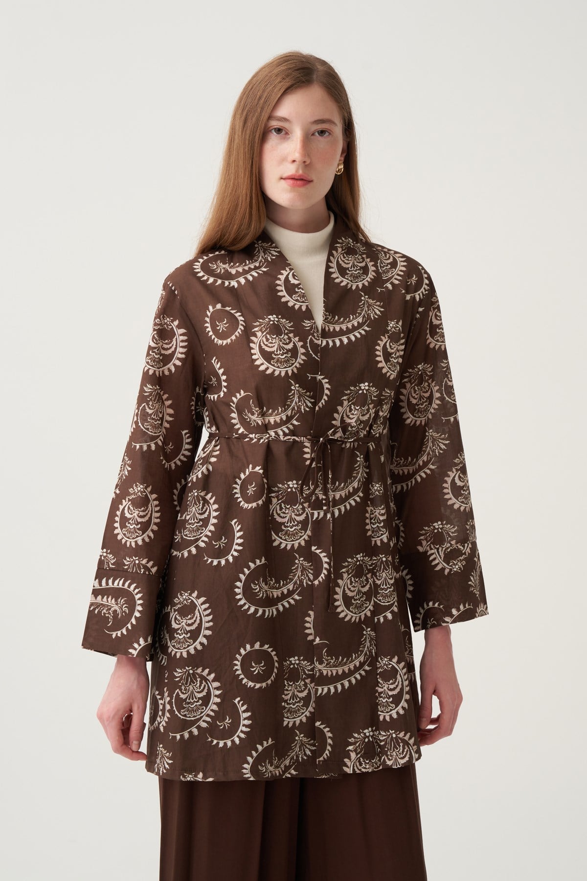Kahve-Taş-Bağlama Detaylı Desenli Vual Kimono
