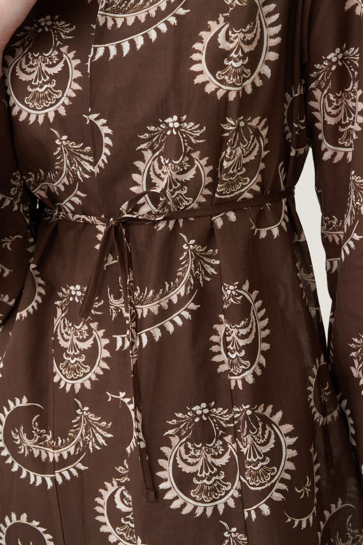 Kahve-Taş-Bağlama Detaylı Desenli Vual Kimono