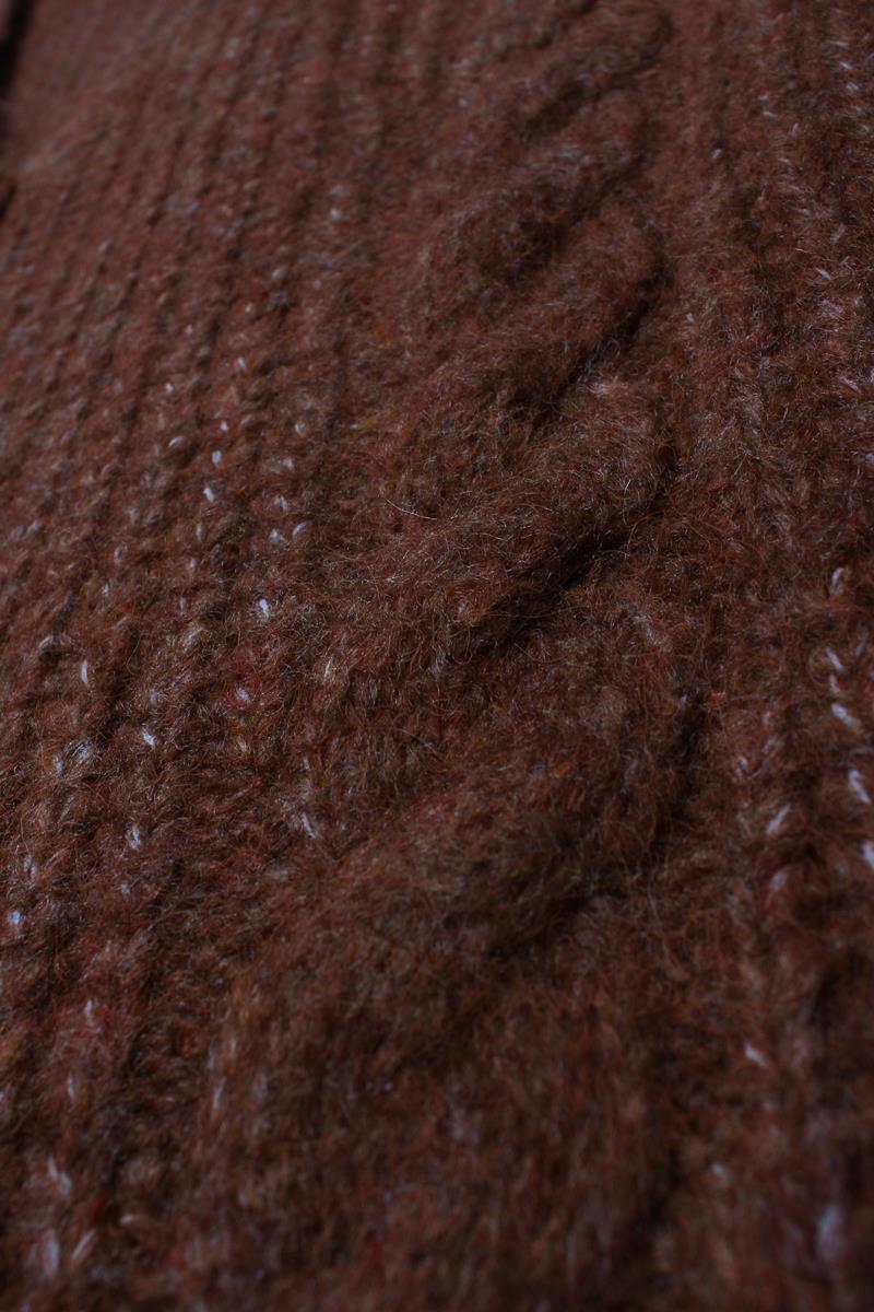 Braune, geknöpfte Strickjacke mit V-Ausschnitt