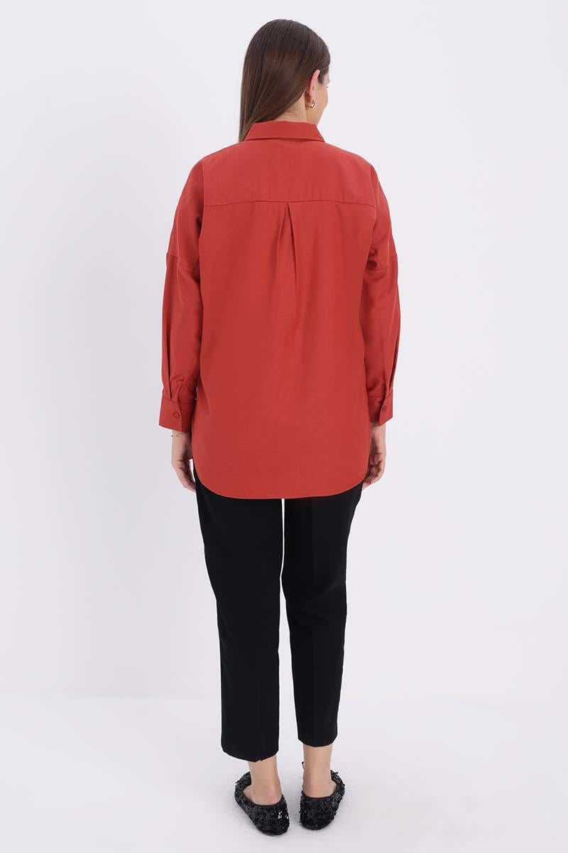 قميص أساسي كبير الحجم