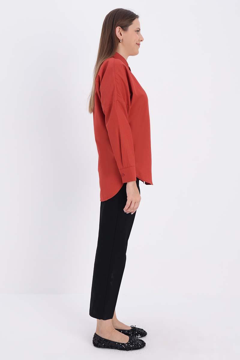 قميص أساسي كبير الحجم