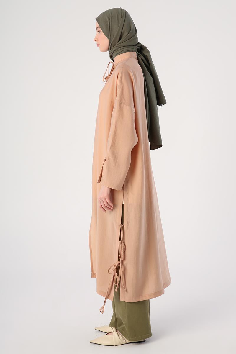 Koyu Bej-Yanları Yırtmaçlı Bağcıklı Tencel Kap