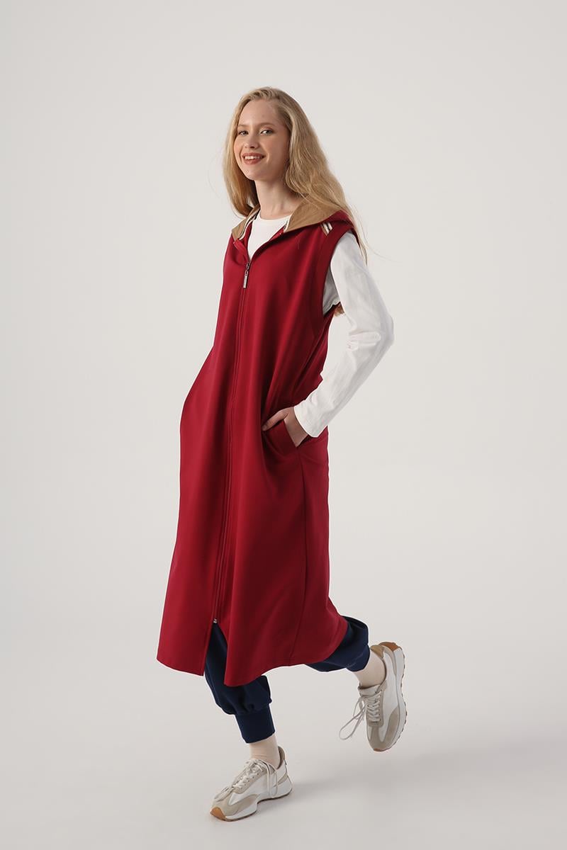 Dark Claret Red-Woven Garnished Stripe Detailed Hooded Vest