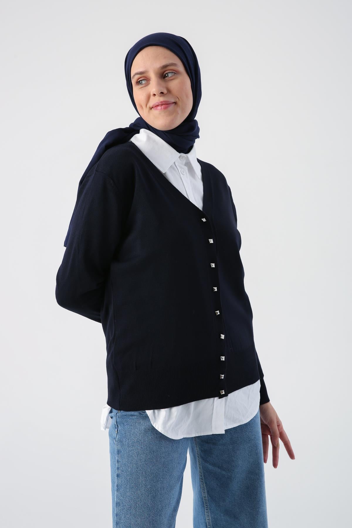 Cardigan en tricot bleu marine-court
