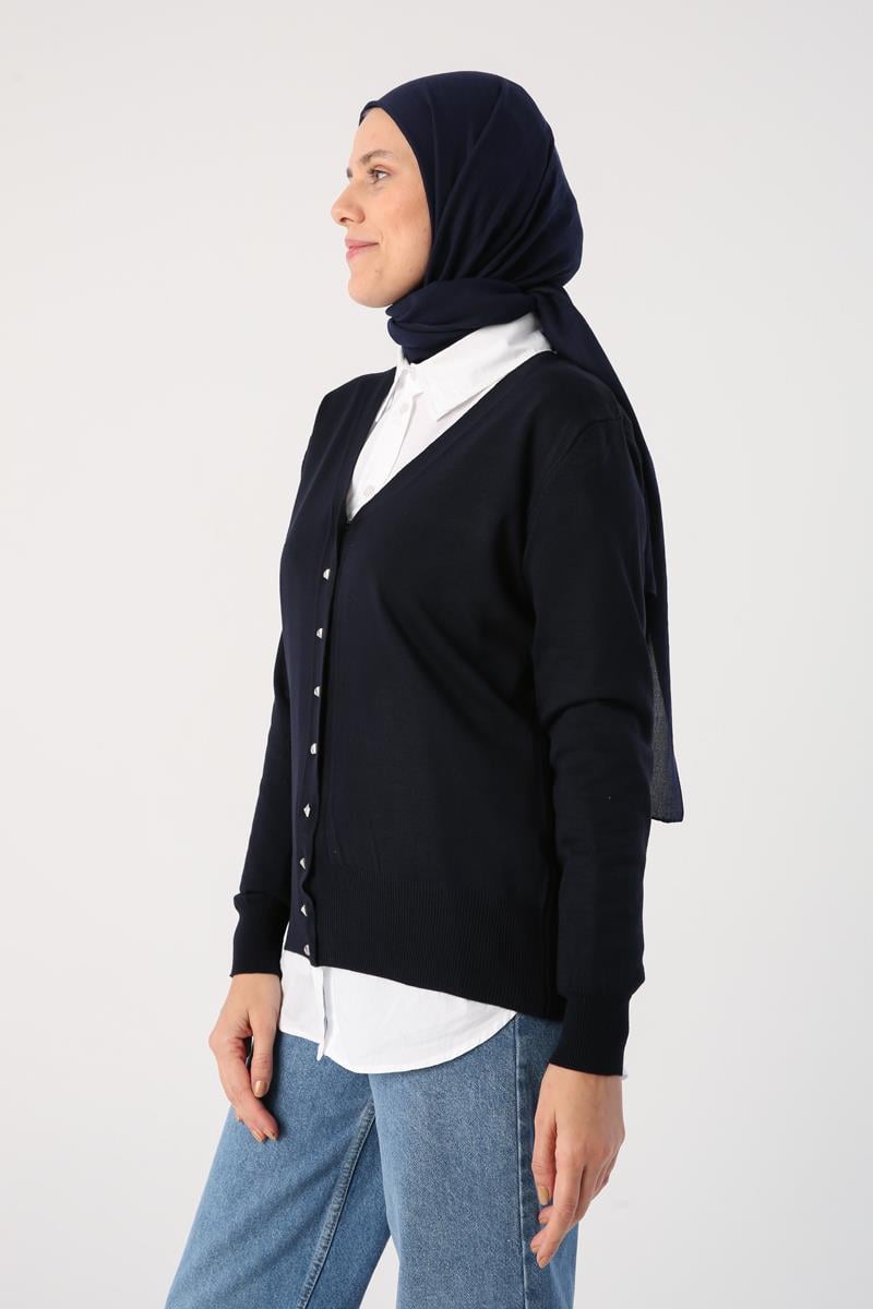 Cardigan en tricot bleu marine-court