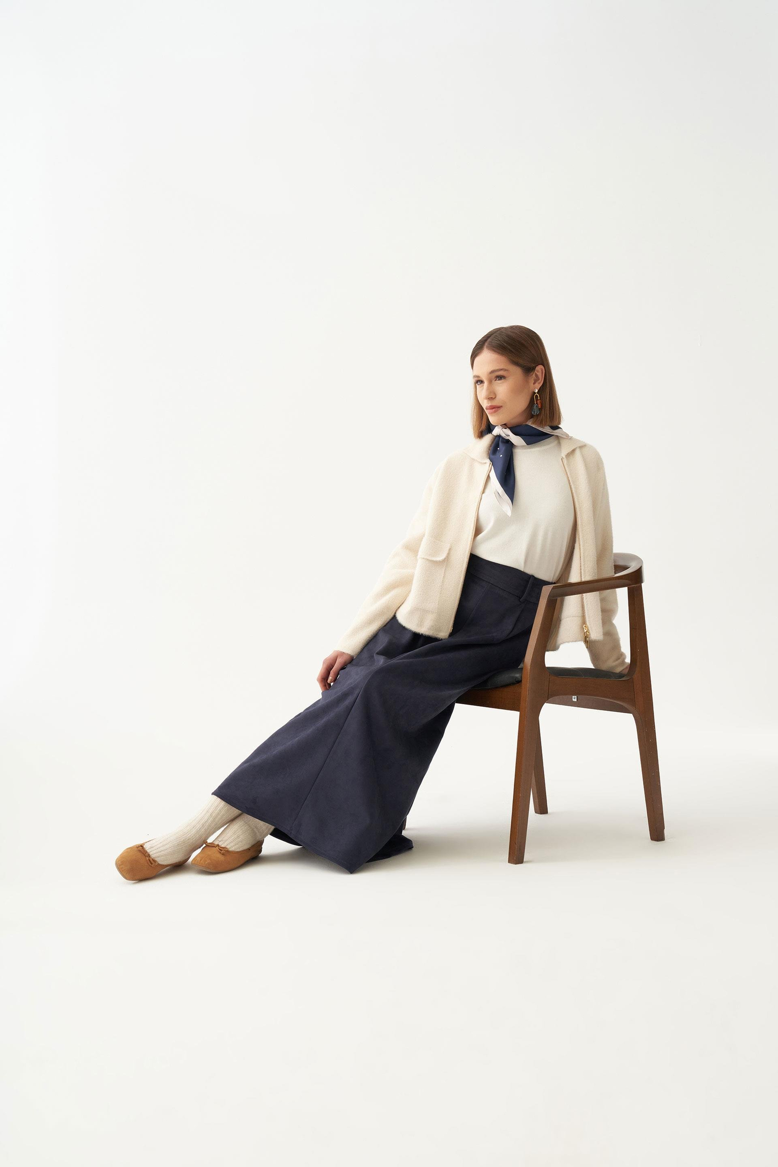 Lacivert-Pili Detaylı Scuba Süet Etek