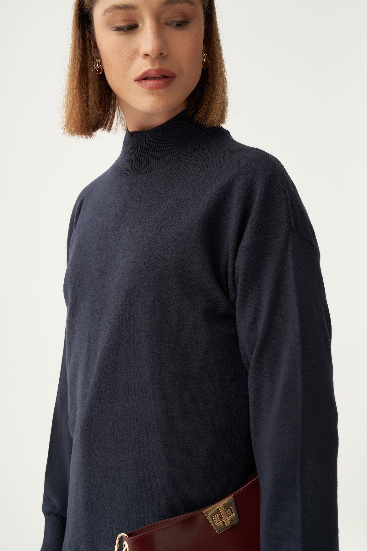 Lacivert-Yarım Balıkçı Kolsuz Kazak