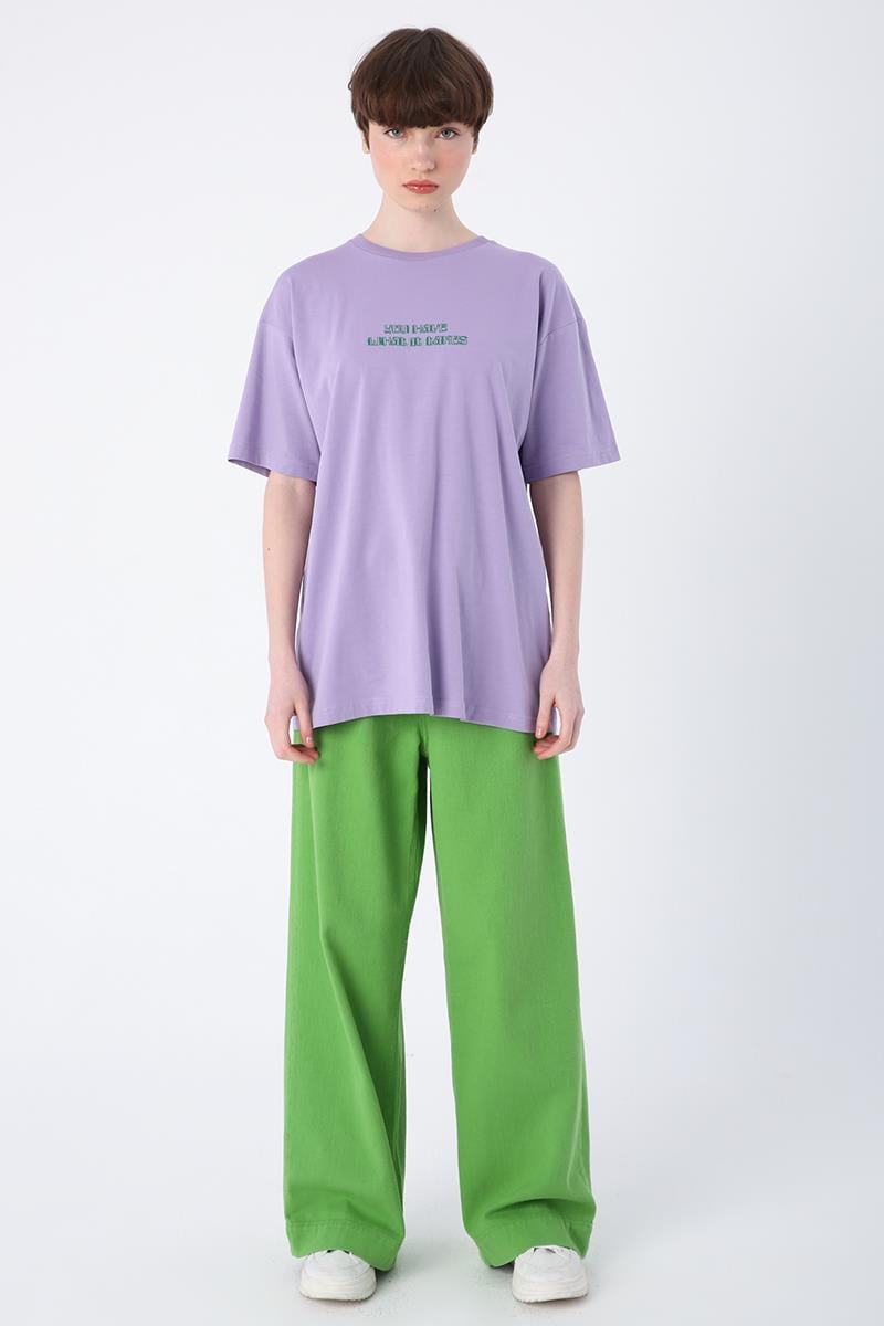 Lavanta-Pamuklu Bisiklet Yaka Nakışlı Kısa Kollu T-Shirt