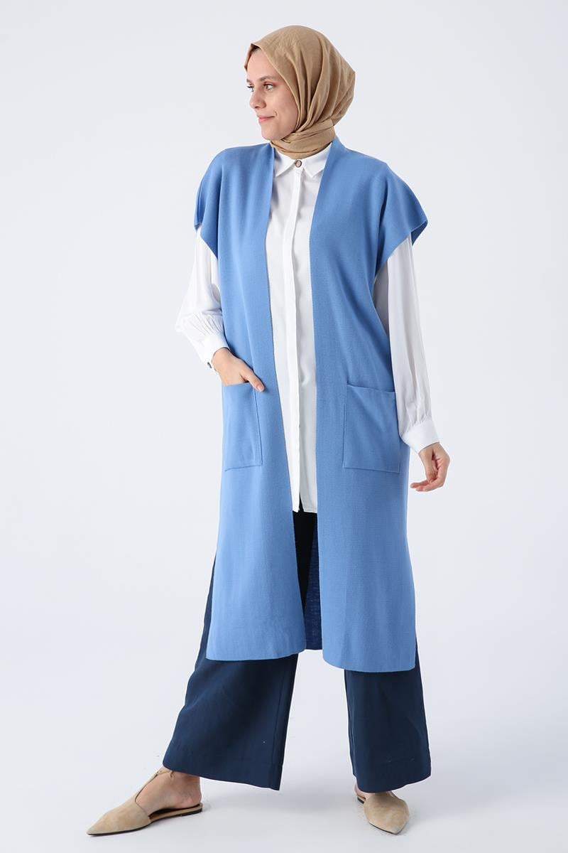 Blue-Pocket Long Knitwear Vest