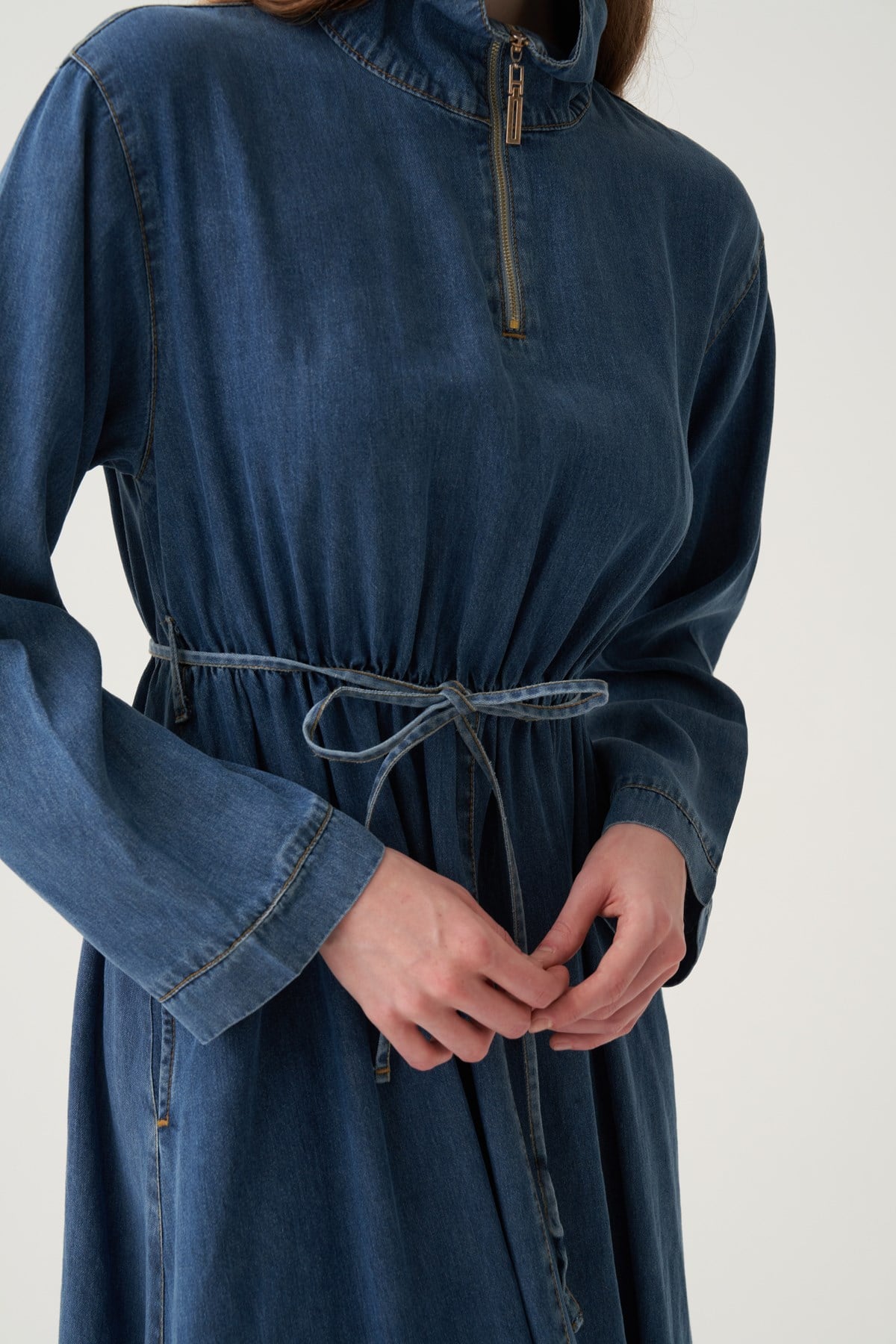 Mavi-Fermuarlı Kemerli Denim Tensel Elbise