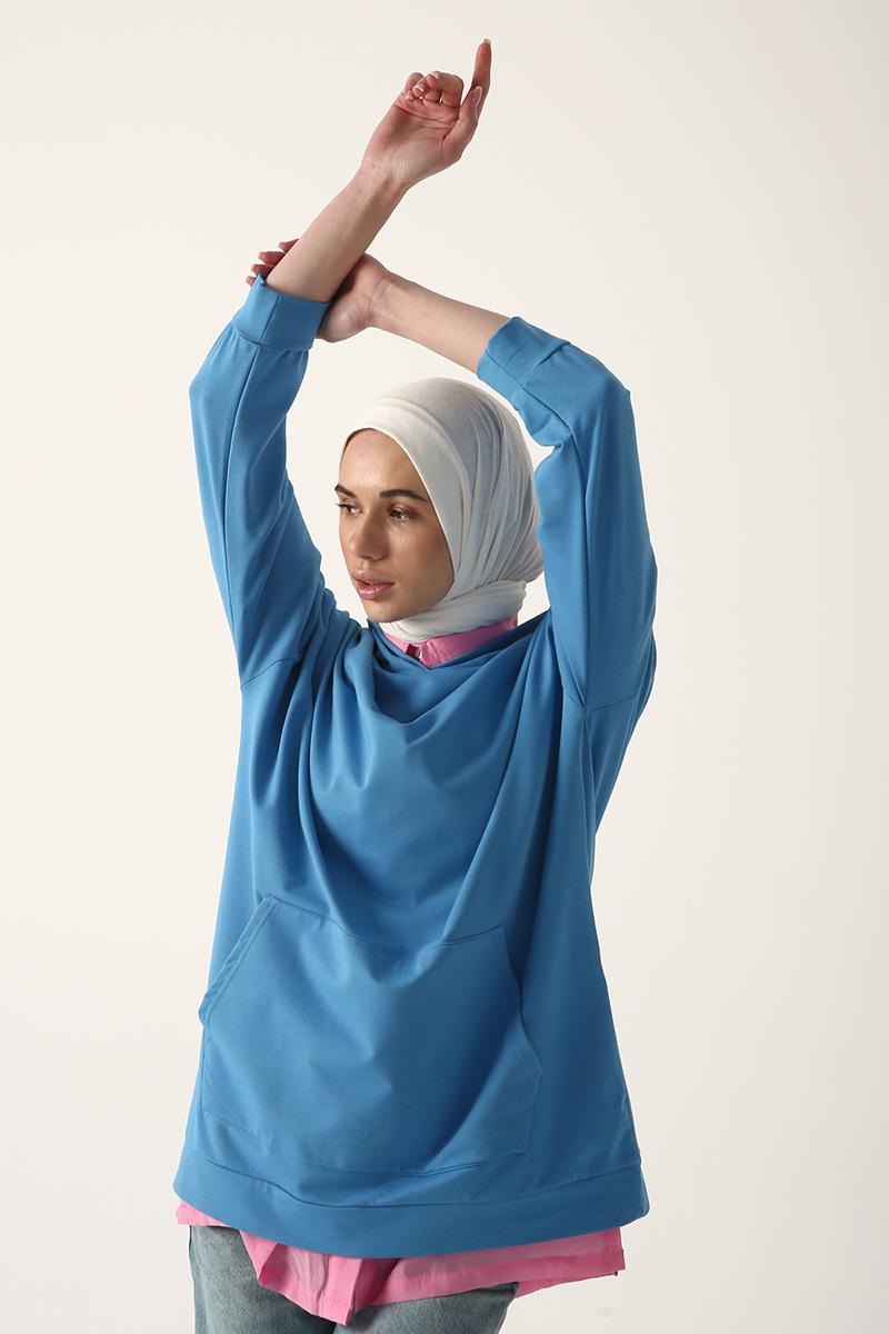 Mavi-Kapüşonlu Kanguru Cepli Sweatshirt