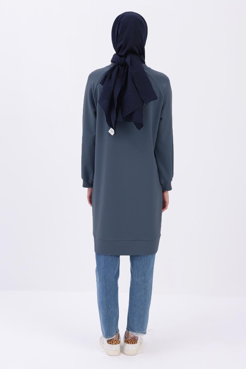 Mavi-YANDAN GARNİ YIRTMAÇLI SWEAT TUNİK