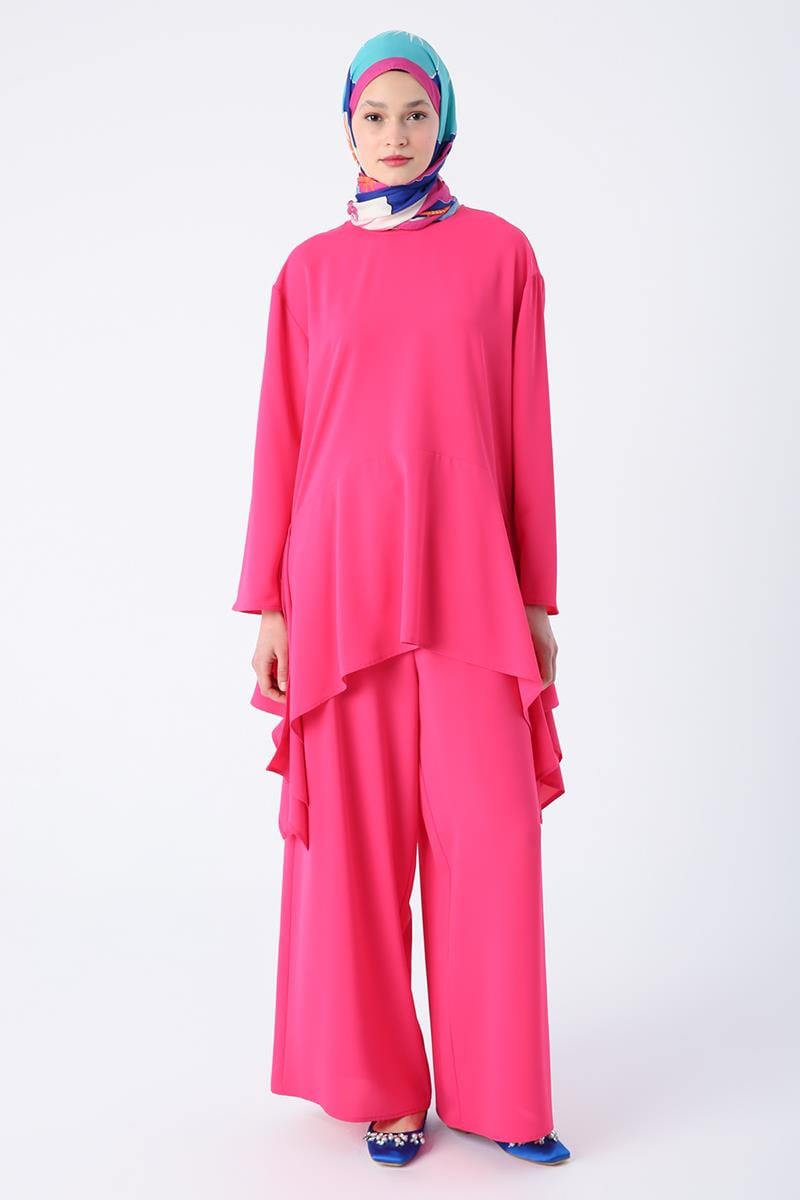 Pembe-Asimetrik Kesim Tunikli Bol Paça Pantolonlu Salaş Takım