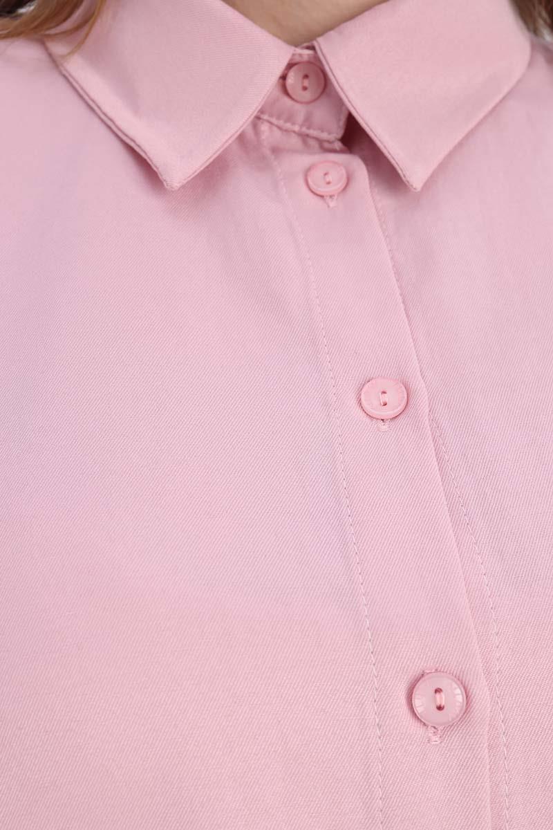 قميص وردي أساسي كبير الحجم