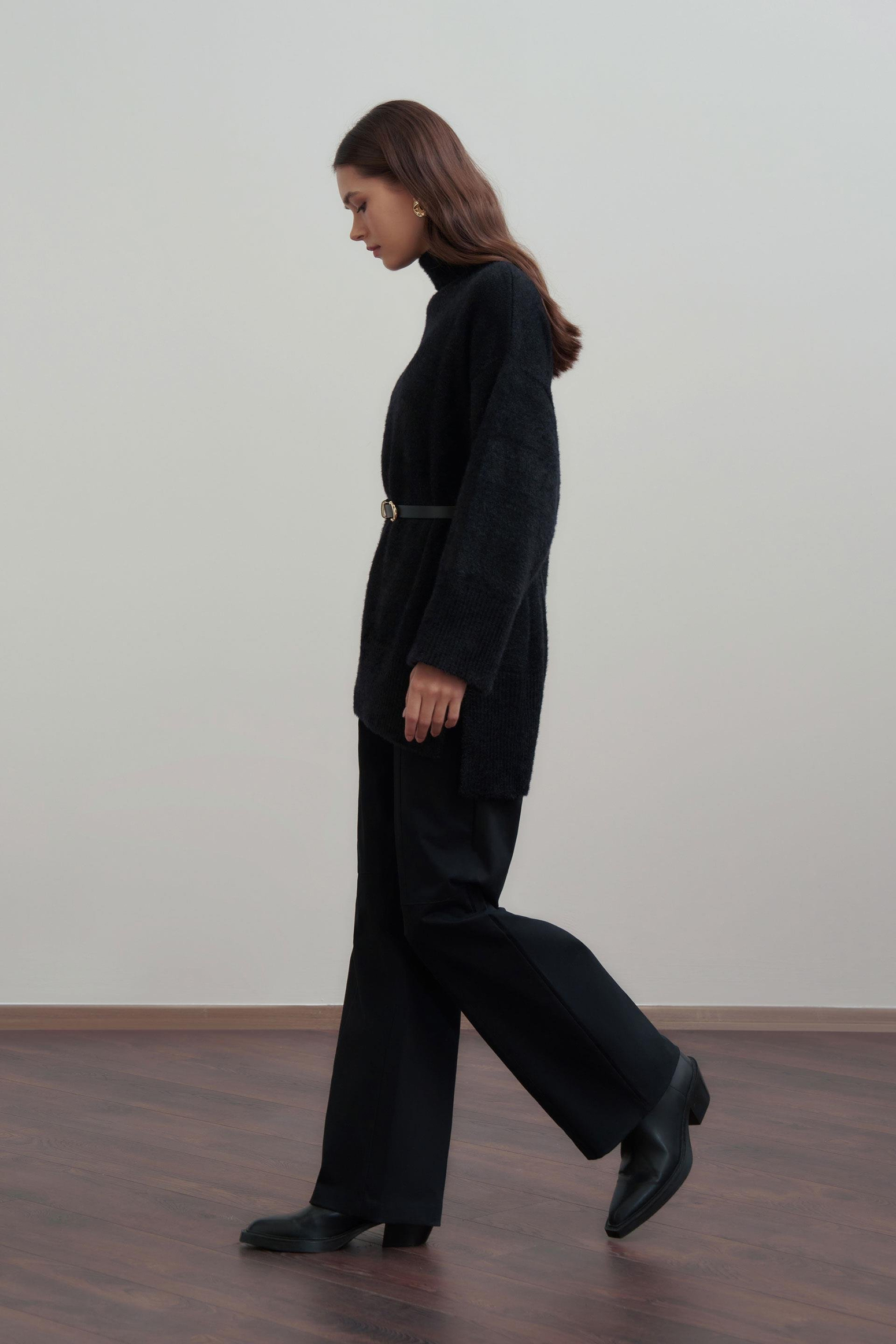 Siyah-Balıkçı Yaka Sakal İplik Triko Kazak