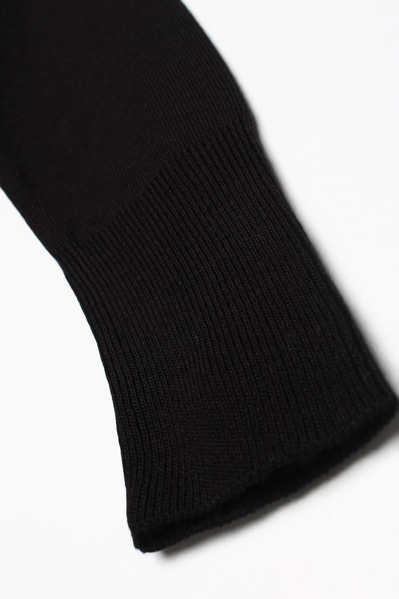Black-Crewneck Knitwear Sweater