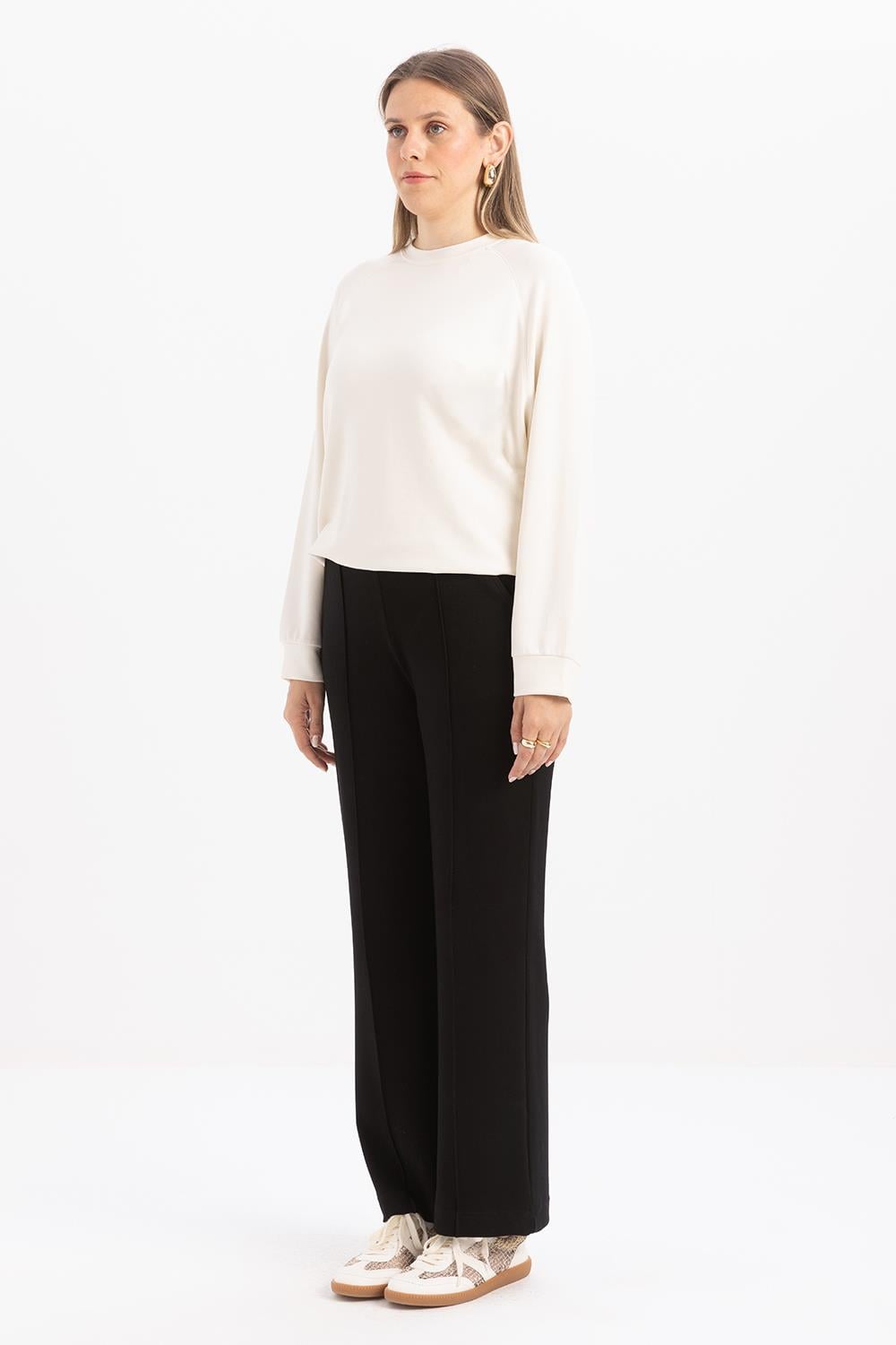 Black-Wide Leg Slit Stretch Knit Trousers