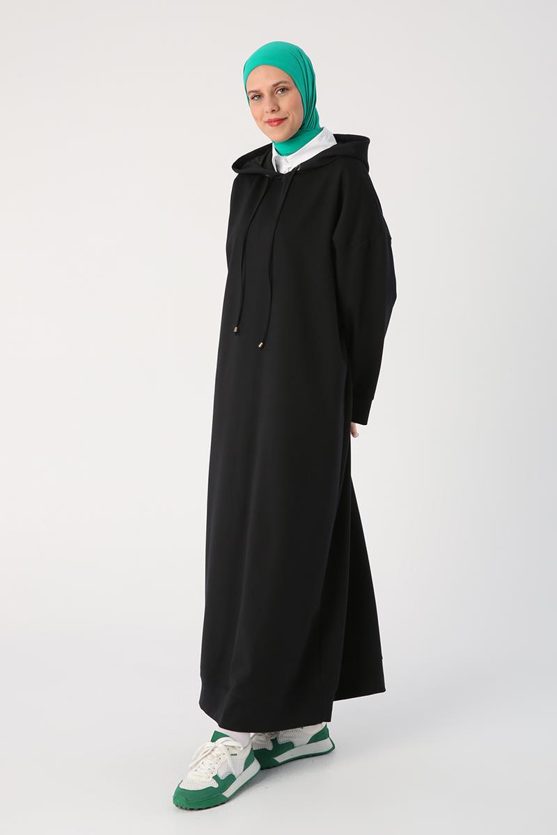Robe tricotée basique à capuche noire grande taille